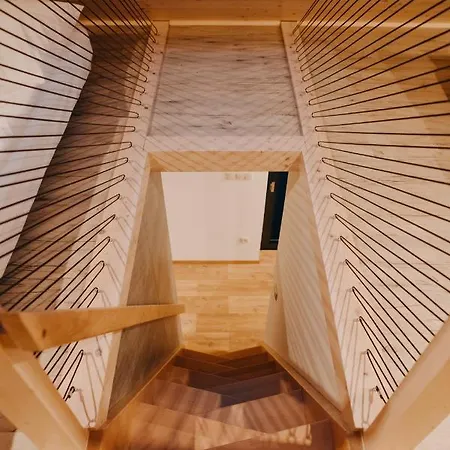 Alpesi faház Skri *